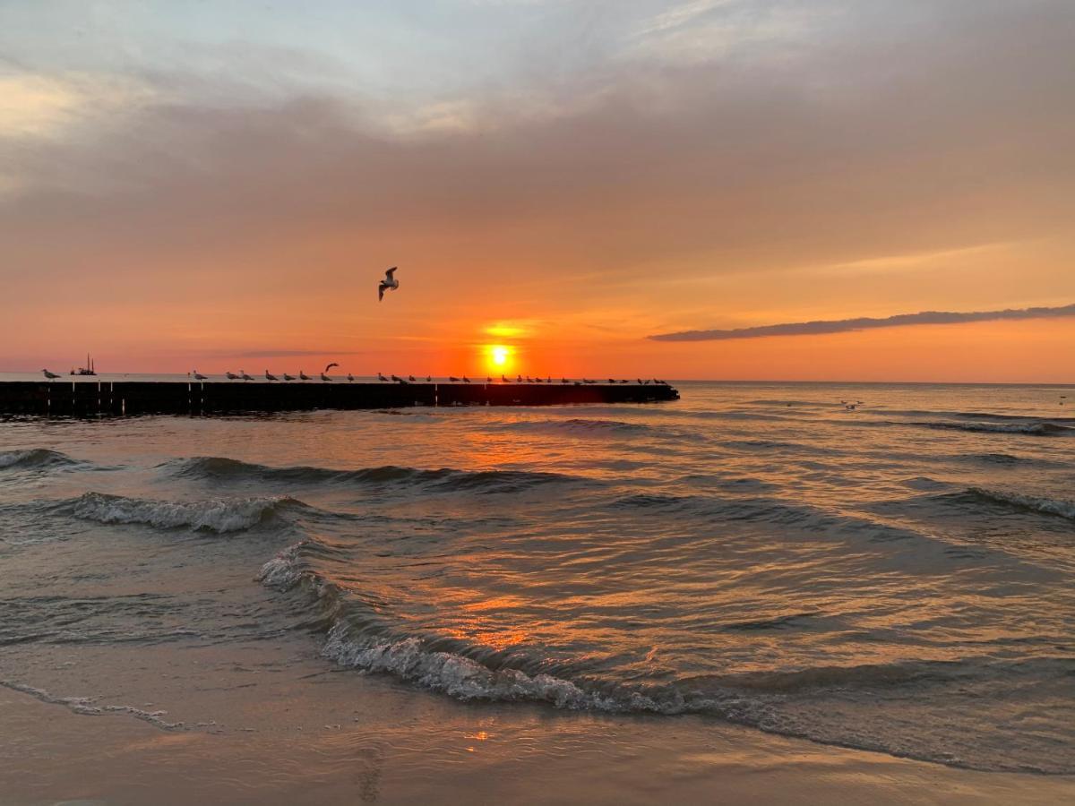 Pokoje Goscinne Ewela Łeba Buitenkant foto