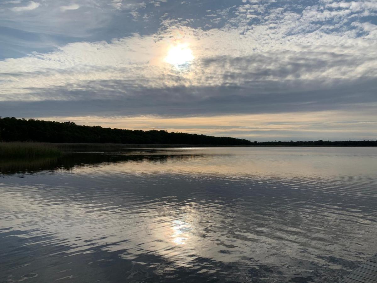 Pokoje Goscinne Ewela Łeba Buitenkant foto